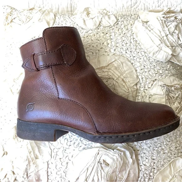 Born Brown Leather Ankle Boots Zip Up Sides Size 8 - Picture 2 of 16